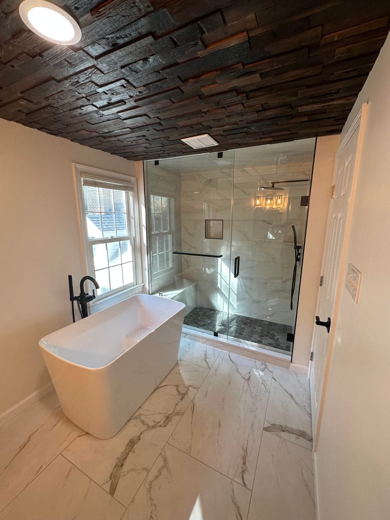 Barnekov Bathroom 2 Scaled