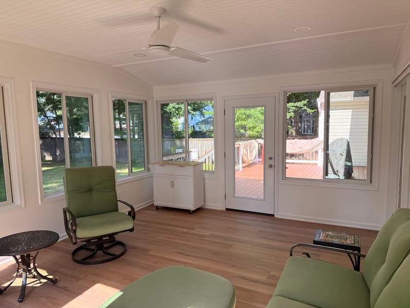 Home addition by Suntastic Decks
