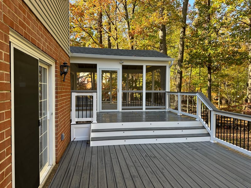 Custom deck by Suntastic Decks