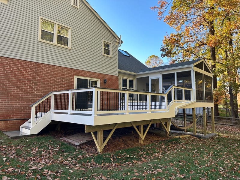 Custom deck by Suntastic Decks