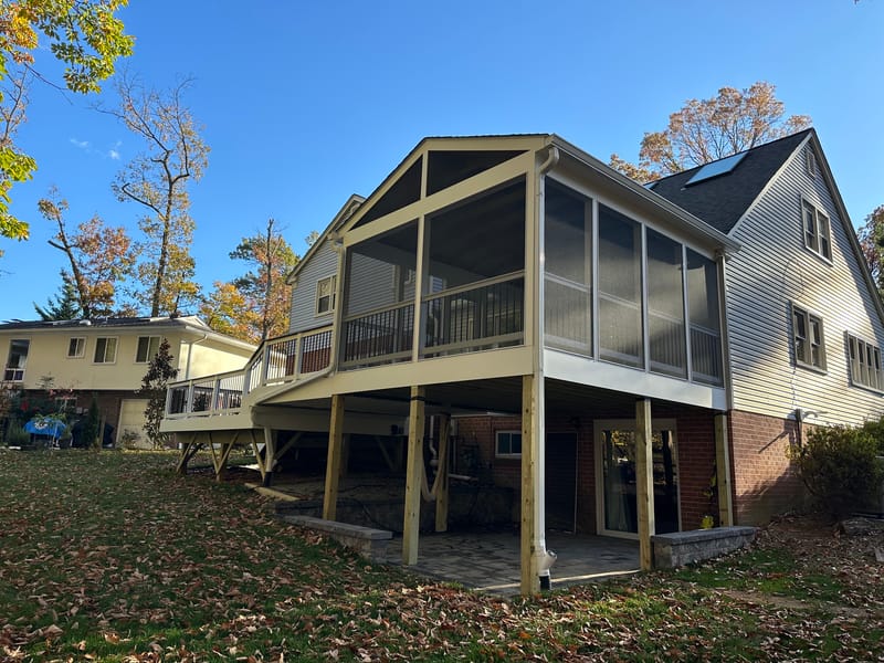 Custom deck by Suntastic Decks