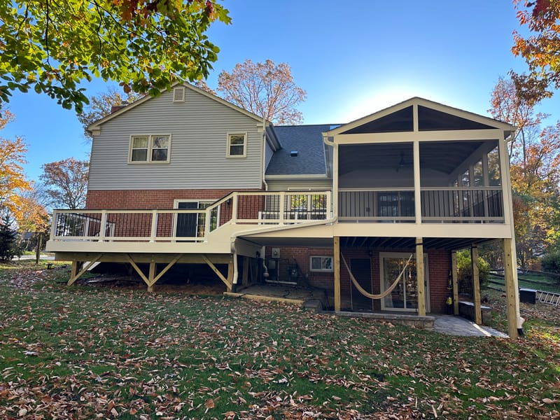 Custom deck by Suntastic Decks